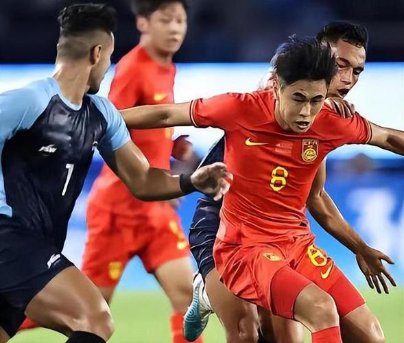 中国vs缅甸足球精彩瞬间